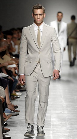 Фото мужские костюмы подиум деловой стиль мода для мужчин 2007