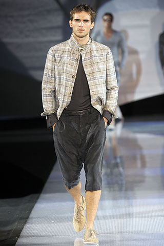 Мода для мужчин на весну лето 2009 фото модной мужской одежды